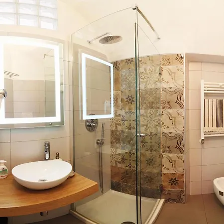 Apartament La Dal Ponte *